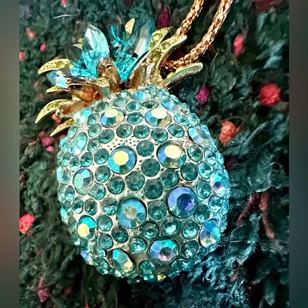 Betsey Johnson Pineapple Set — Necklace, Brooch + Earrings | NWT Vintage - Picture 5 of 16